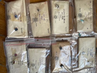 Stock de cristaux SWAROVSKI, plus de 120...