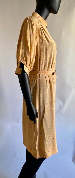 Nina RICCI Boutique 

Robe en soie imprimé...