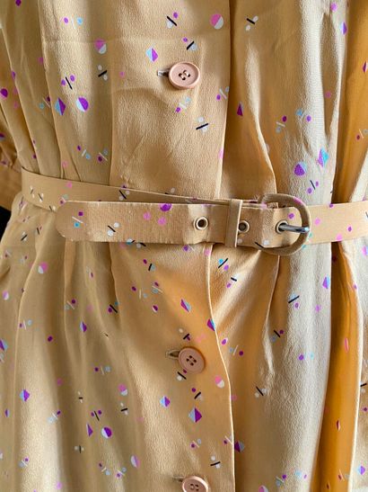 Nina RICCI Boutique 

Robe en soie imprimé...