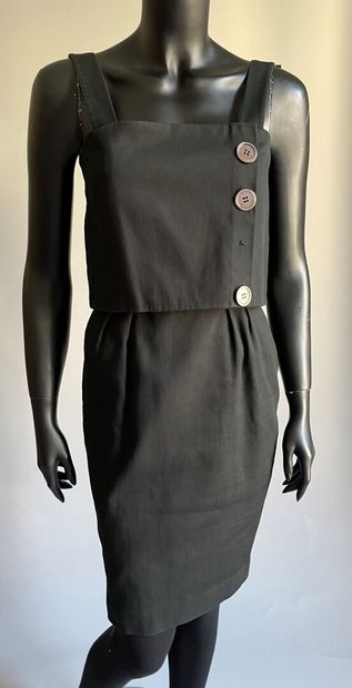 Christian DIOR Boutique

Robe droite à bretelles...