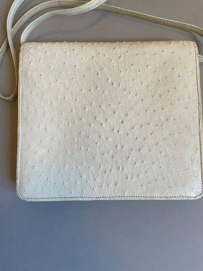 MORABITO

Sac 21 cm, en cuir Autruche blanc,...