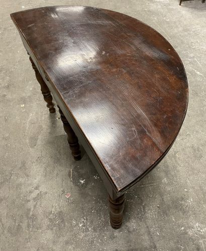 Dining room table with shutters, the legs...