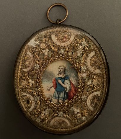 
Reliquary medallion with paper decorated...