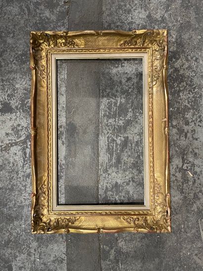 Lot of frames in lacquered wood, carved and...
