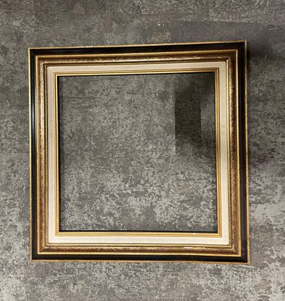 Lot of frames in lacquered wood, carved and...