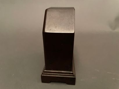 
JAEGER LECOULTRE

Réveil de voyage en bachélite....