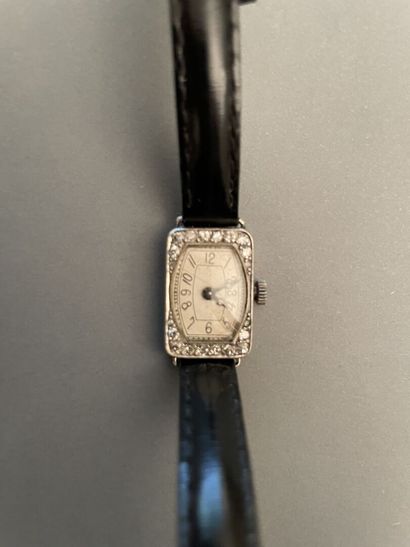 Montre bracelet de dame des années 1920,...