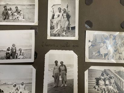 Lot d'albums photos anciens 

et petite collection...