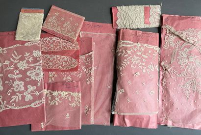 Lot de dentelles anciennes application d'Angleterre,...