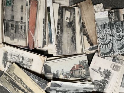 Lot d'albums photos anciens 

et petite collection...