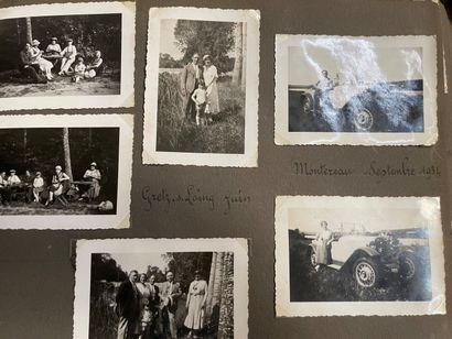 Lot d'albums photos anciens 

et petite collection...