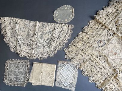 Lot de dentelles anciennes application d'Angleterre,...
