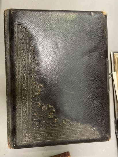 Lot d'albums photographiques anciens