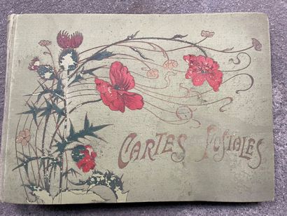 Lot d'albums photos anciens 

et petite collection...