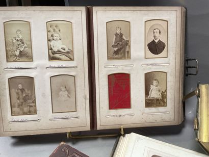 Lot d'albums photographiques anciens