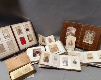Lot d'albums photographiques anciens