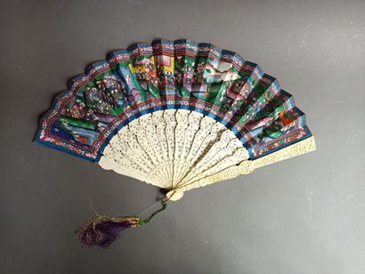 CHINA, Canton, 1880-1914
Fan with ivory strands...