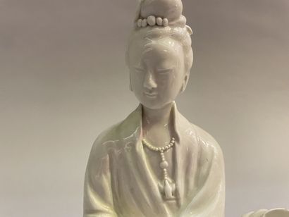 Seated guanyin in porcelain.
China, early...