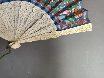 CHINA, Canton, 1880-1914
Fan with ivory strands...