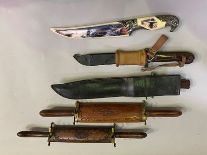Lot of various hunting knives.