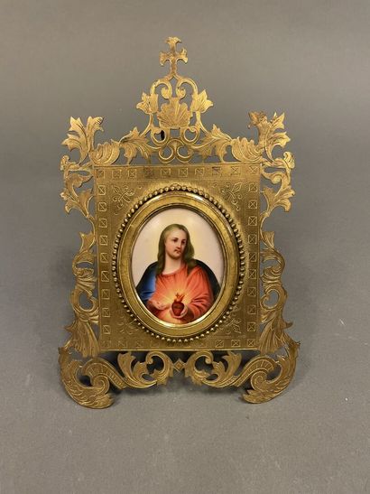 Porcelain oval medallion representing Christ...