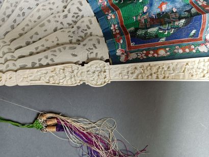 CHINA, Canton, 1880-1914
Fan with ivory strands...