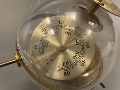 Barometer in gilded brass and plexiglass...