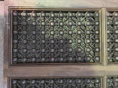 Moucharabieh panel in openwork wood decorated...