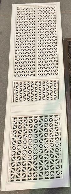 Rectangular moucharabieh panel in white lacquered...