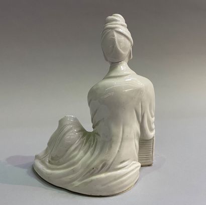 Seated guanyin in porcelain.
China, early...