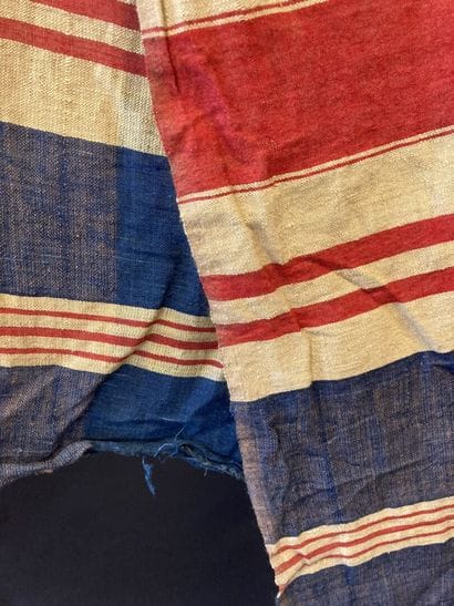 Document d'une toile rayée tricolore, période...
