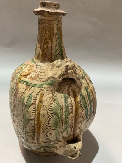 ART POPULAIRE HONGROIS- XIXème siècle
Pot...