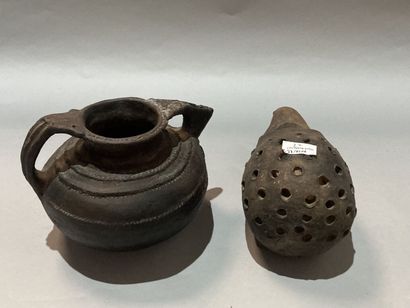 ART PRIMITIF - AFRIQUE
Pot en terre cuite...