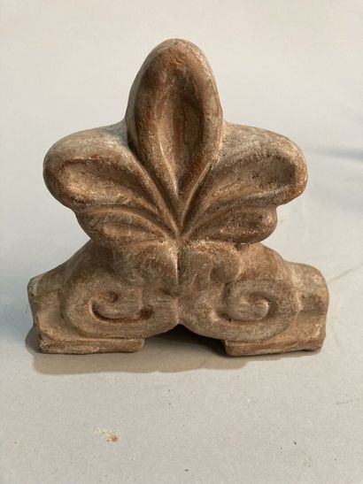 Mannette d'archéologie de provenances diverses...
