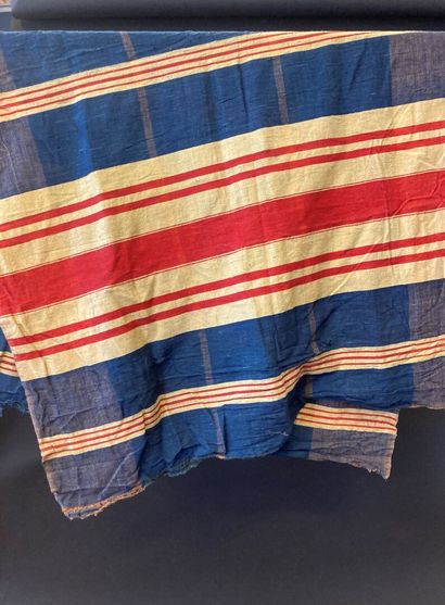 Document d'une toile rayée tricolore, période...