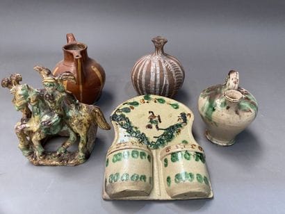 ART POPULAIRE HONGROIS - XIXe siècle 
Lot...