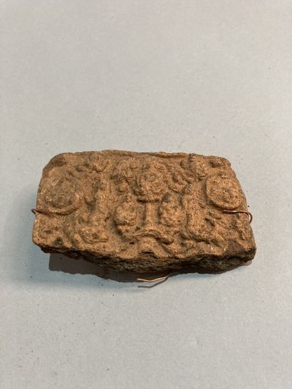 Quatre reliefs dans le goût du Gandhara en...
