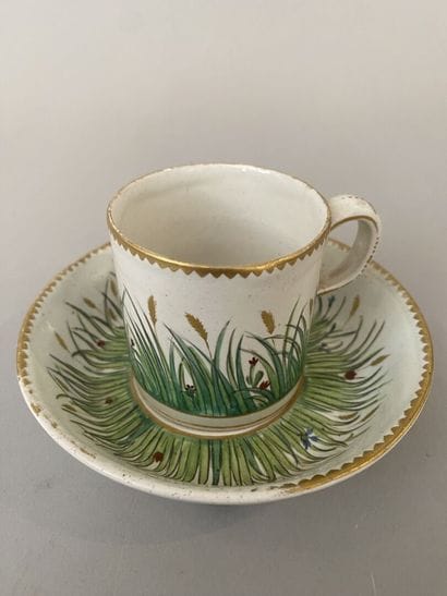 Saint-Clément
Tasse litron et sa soucoupe...