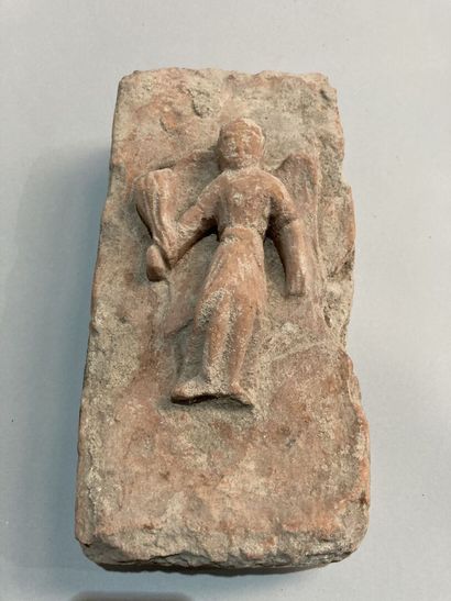 Quatre reliefs dans le goût du Gandhara en...