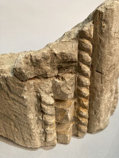 Mannette d'archéologie de provenances diverses...
