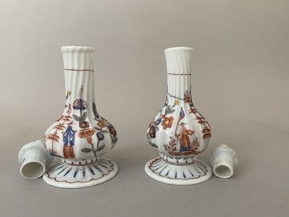 Attribué à Bernard PERROT (1640-1709) : 
Paire...
