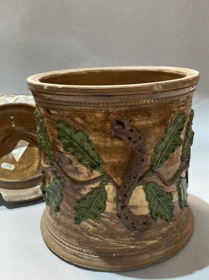ART POPULAIRE HONGROIS- XIXème siècle
Pot...