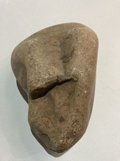 Mannette d'archéologie de provenances diverses...