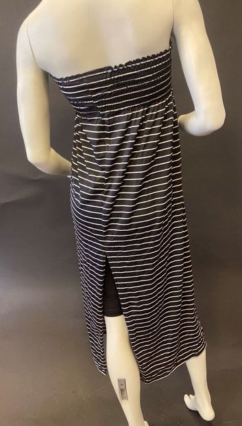 Eléments de costume d'une garde-robe bourgeoise,...