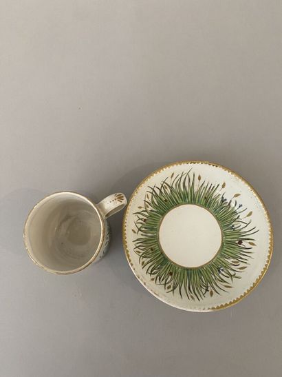 Saint-Clément
Tasse litron et sa soucoupe...