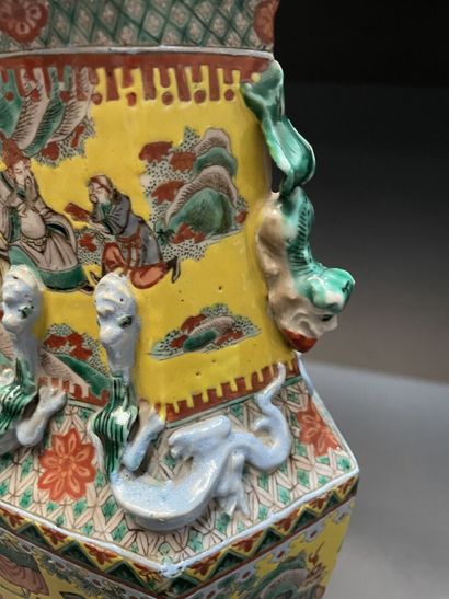 Hexagonal porcelain vase enamelled polychrome...