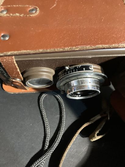 Lot of cameras (Minolta, Nikon, Olympus)...