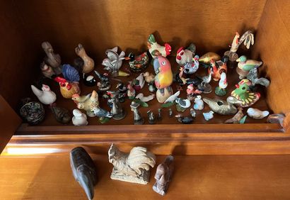 Collection of birds in earthenware and v...