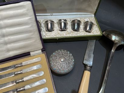 Lot of silver plated metal including: pourers,...
