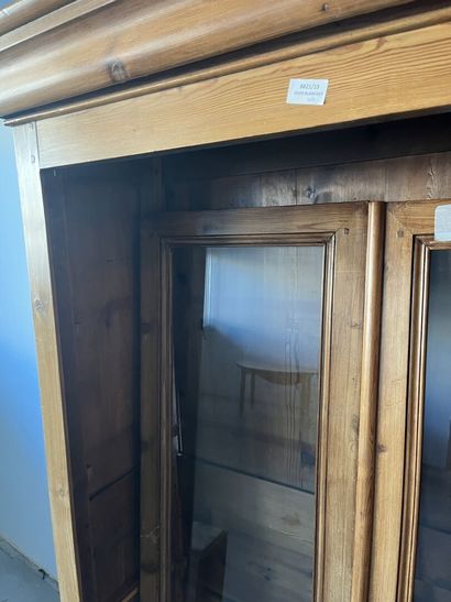 Buffet in natural wood.
Louis Philippe style.
100...